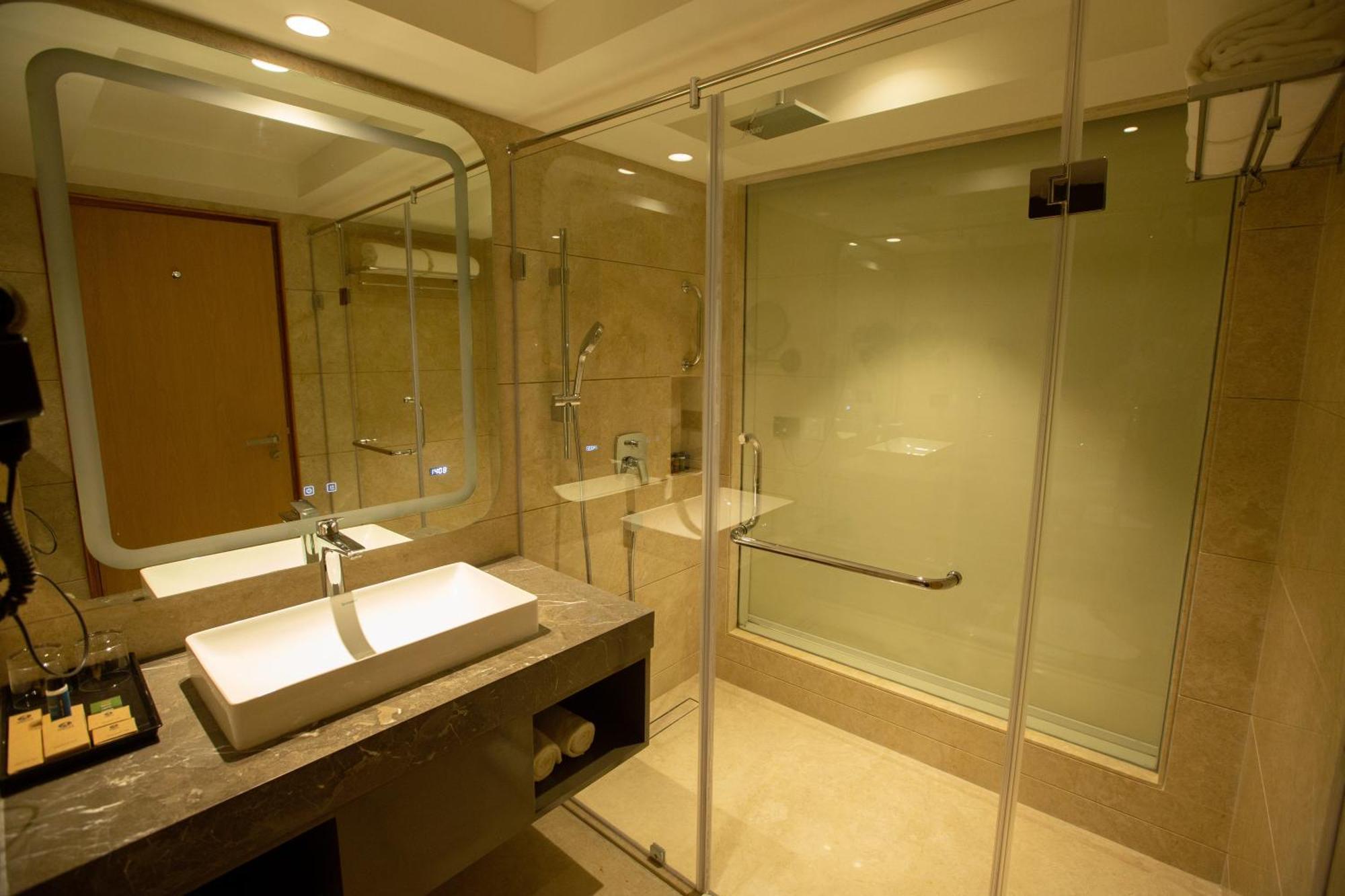 Arista By Ambition Hotel Guwahati Exterior foto